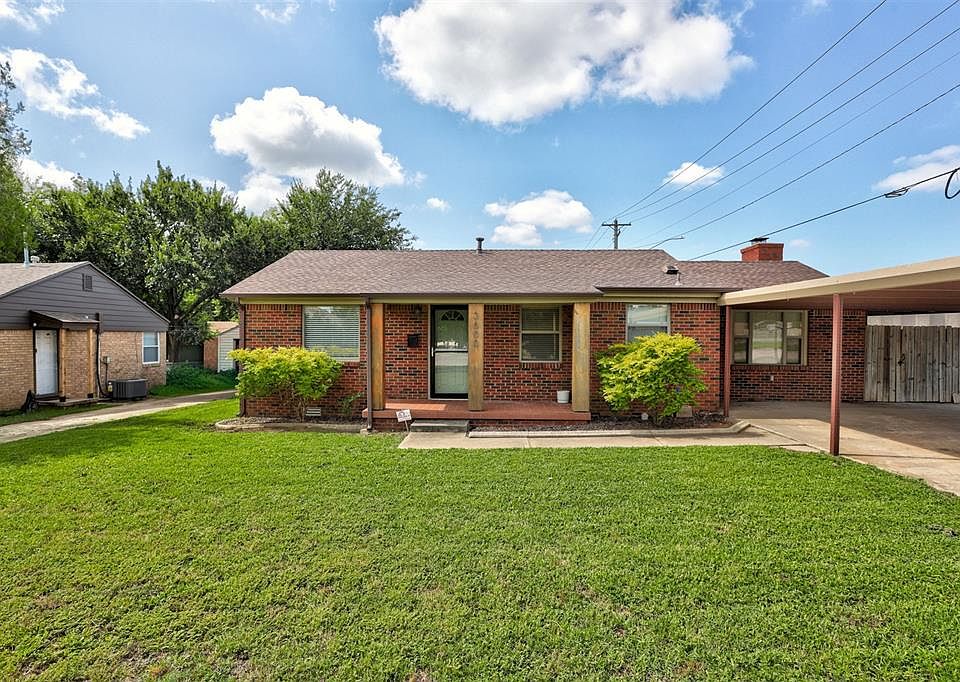 1st image of 3600 SE 15th St