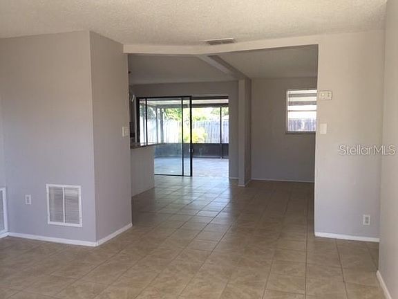 2nd image of 1705 Stone Creek Dr