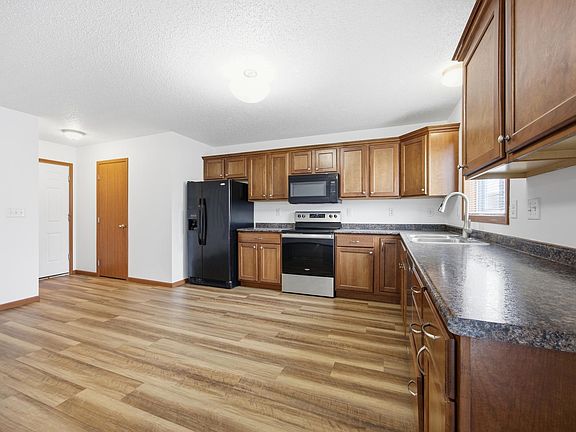 5th image of 4257 Estate Dr S