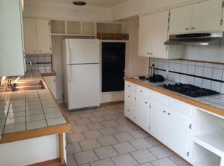 1497 SW Pendleton St, Portland, OR 97239