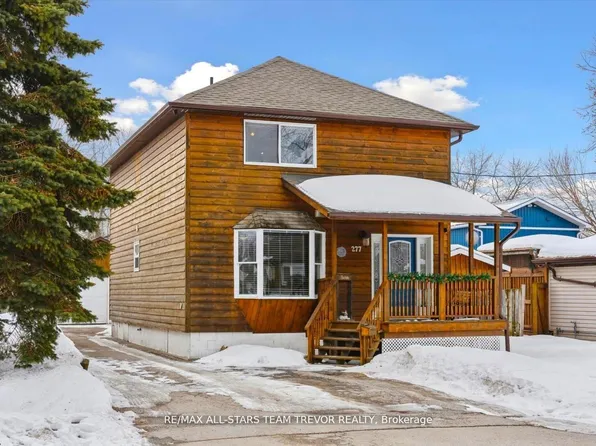 277 Parkway Ave, Georgina, ON L4P 2W1