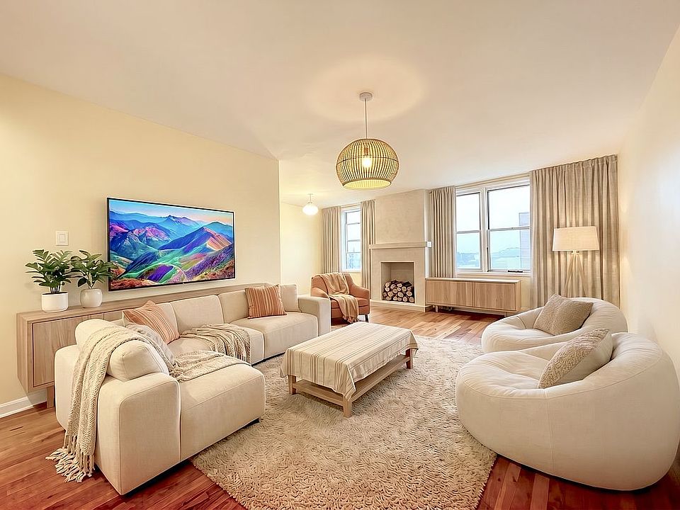 1st image of 2939 Avenue C #J