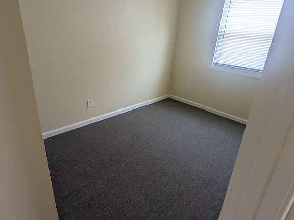 3rd image of 5218 Monticello Ave