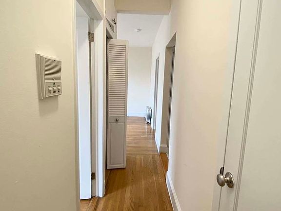 5th image of 285 W 4th St APT 6