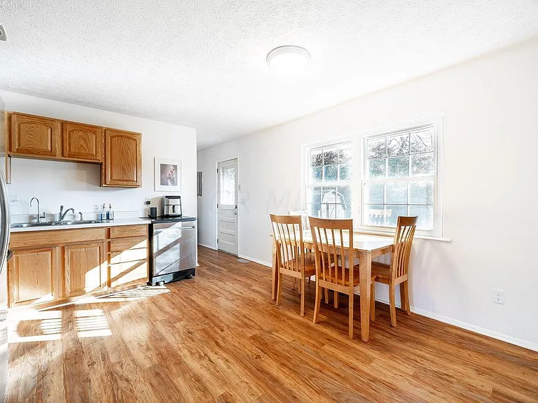 186 Stygler Rd N — Photo 8
