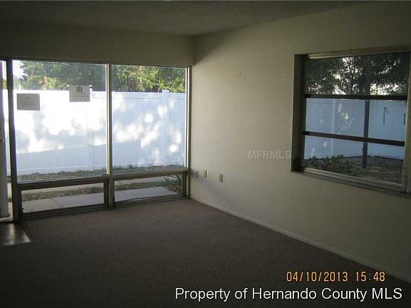 3rd image of 4313 Tahitian Gardens Cir