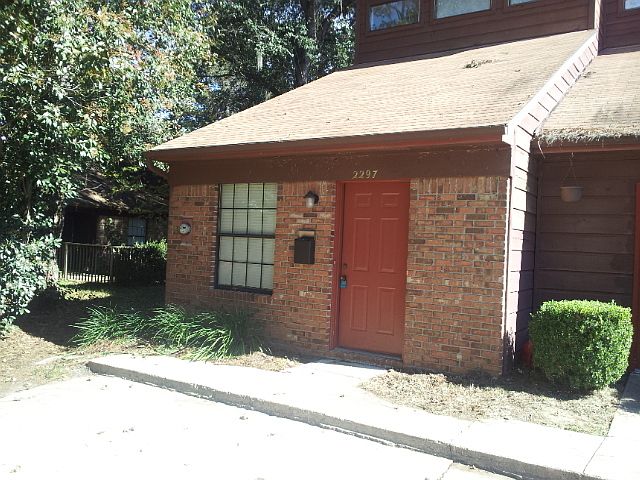1st image of 2297 Hartsfield Way