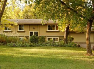 25125 Glen Rd, Shorewood, MN 55331
