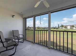 9 High Point Cir N APT 203, Naples, FL 34103