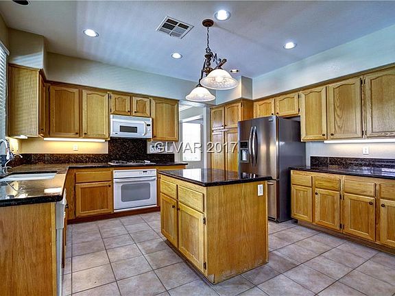 5th image of 1326 Stable Glen Dr