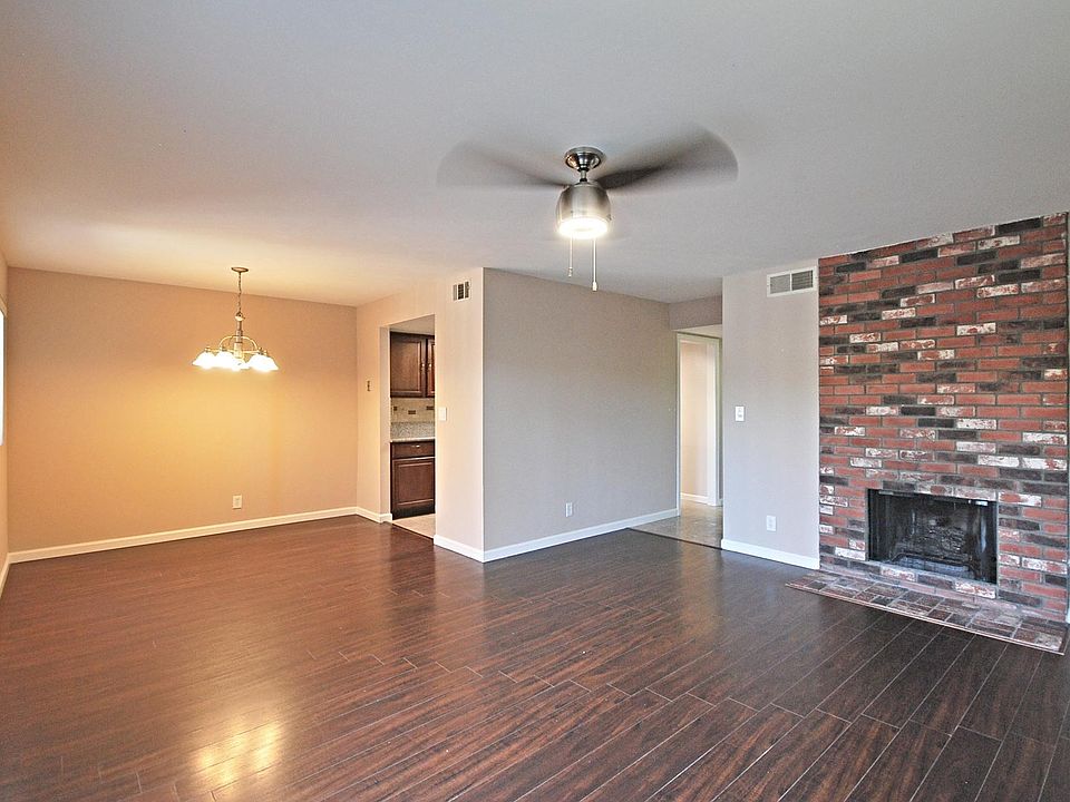 1st image of 21333 Lassen St