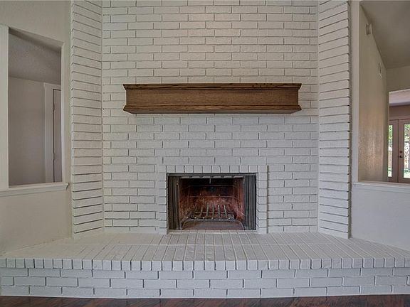 4th image of 9201 Linda Vista Dr