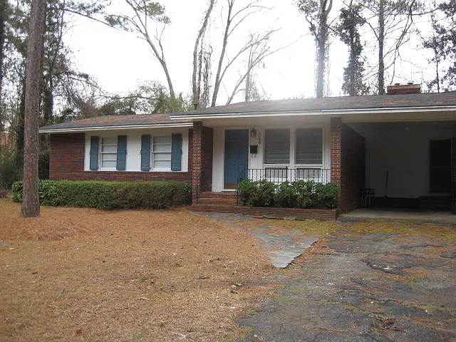 348 Kramer St photo 1