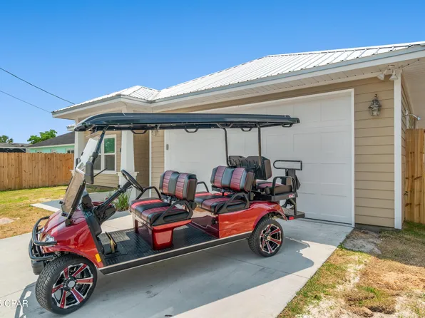 529 Christmas Tree Ln, Panama City Beach, FL 32413