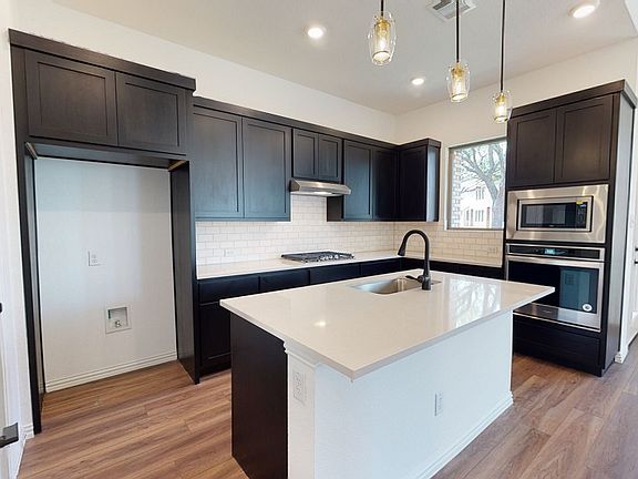 4th image of 9905 Hennings St #Mymu9a
