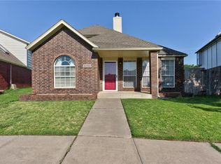 2613 Lonnie Ln, Moore, OK 73170