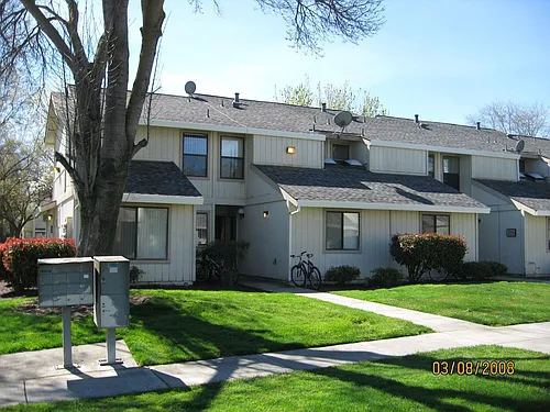 789 Adams St #4 Photo 1