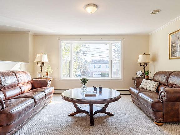 5th image of 79 Frost Street