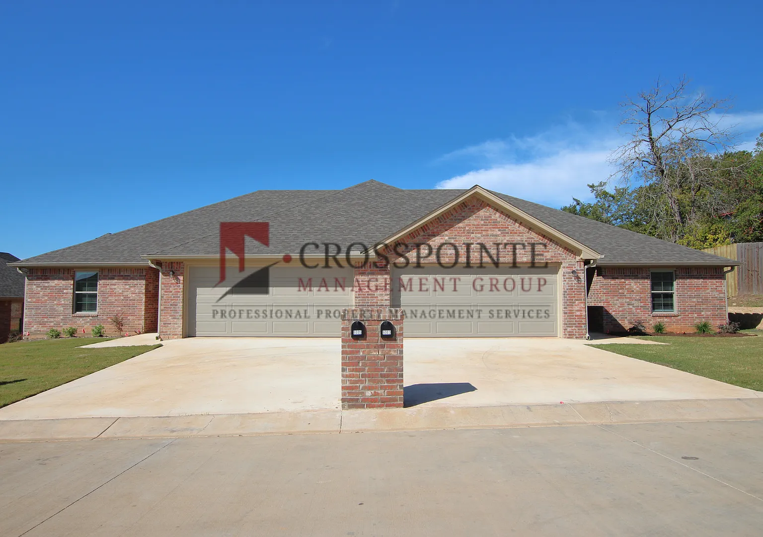 Beautiful 3 Bedroom 2 Bathroom Townhouse in South Tyler! — Photo 3
