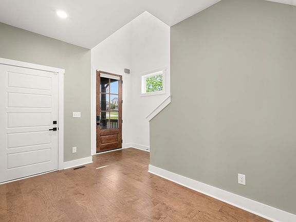 4th image of 107A Sarver Ave