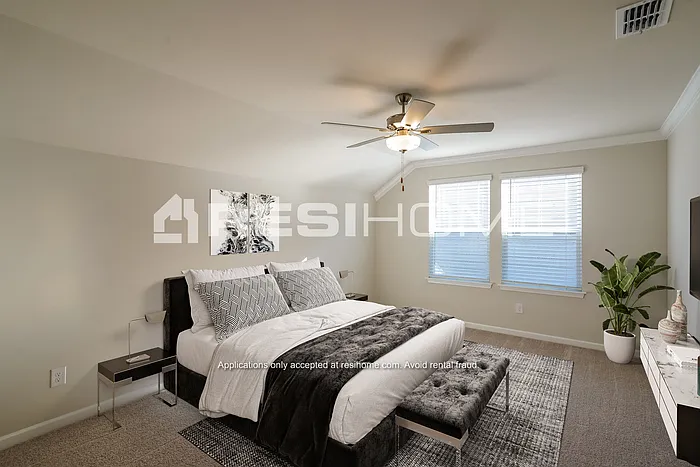 839 Keats Way — Photo 8