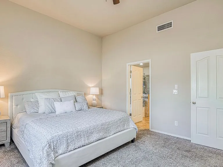 7413 Red Cedar Dr — Photo 9