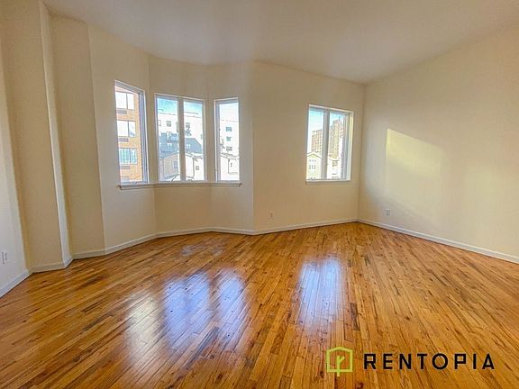 3rd image of 868 Myrtle Ave #2C