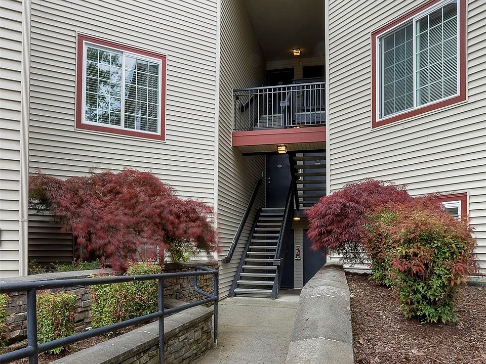 25025 SE Klahanie Blvd Issaquah WA Zillow