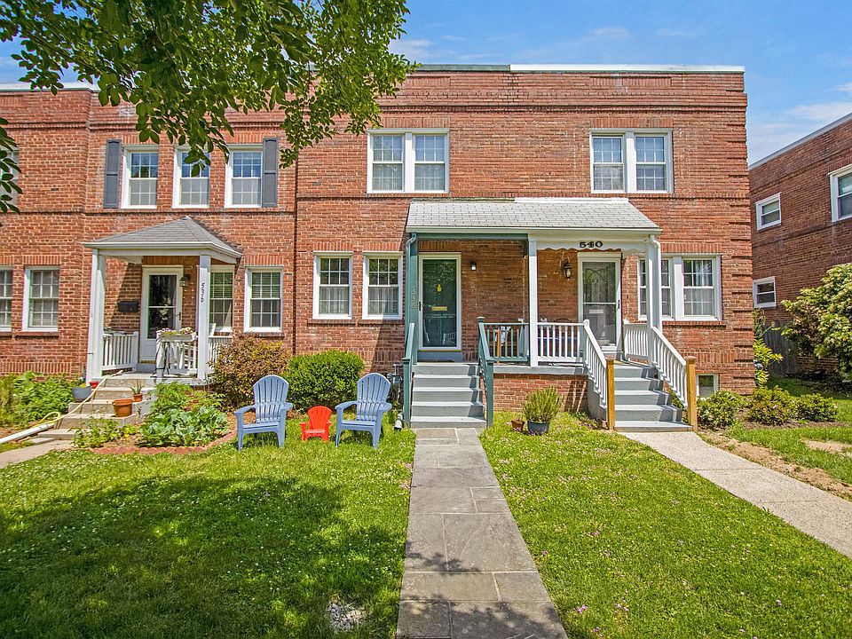 1st image of 538 E Nelson Ave