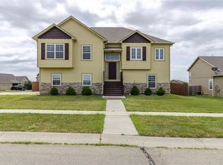 2427 Brooke Bnd, Junction City, KS 66441