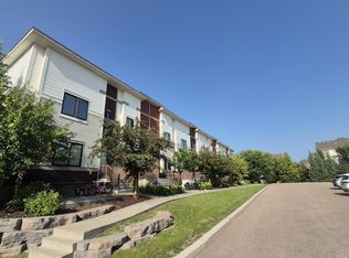 804 Welsh Dr SW #9, Edmonton, AB T6X1Y8