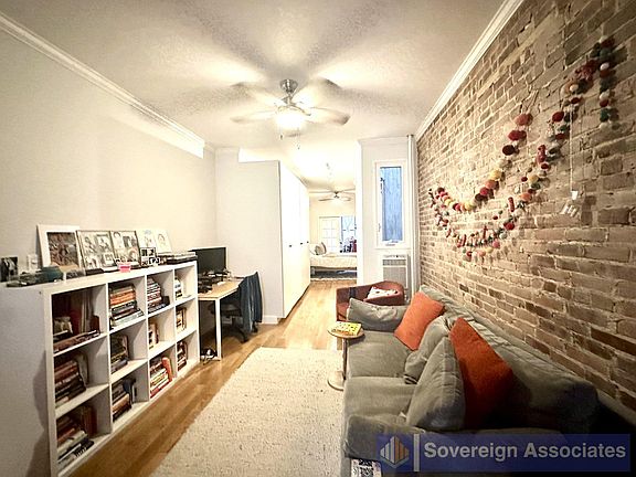 4th image of 516 E 84th St APT 4E