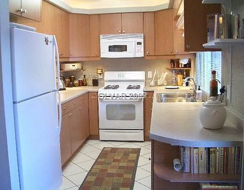 2nd image of 6131 Meadowgrass Ln