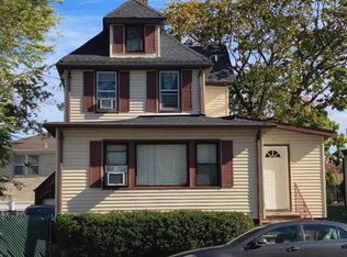 381 Mola Blvd, Elmwood Park Boro, NJ 07407