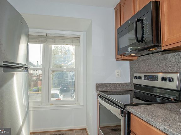 4th image of 5804 Norham Dr