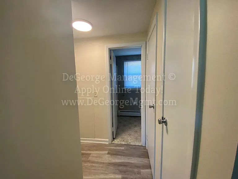 Walworth Garden Apartments — Photo 28