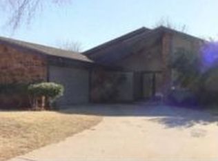 7332 Edenborough Dr, Oklahoma City, OK 73132