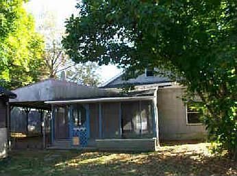 2nd image of 1107 E Clark St