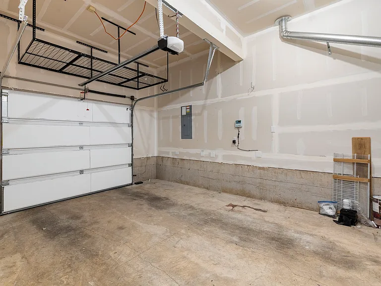 7493 NW Tanoak Ter — Photo 29