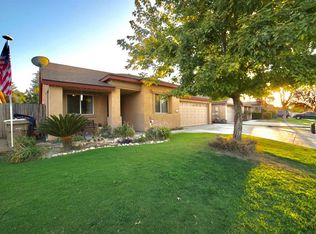 2413 Paradise Point Pl, Bakersfield, CA 93313