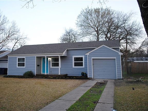 2nd image of 1514 Davis Blvd