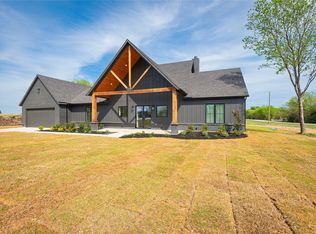 4863 County Road 1098, Celeste, TX 75423