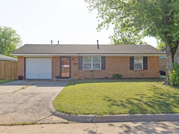 711 Spruce Dr, Yukon, OK 73099