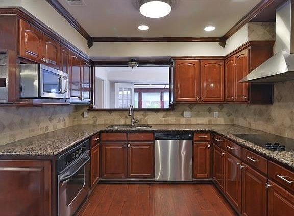 4th image of 1102 Tulane Dr