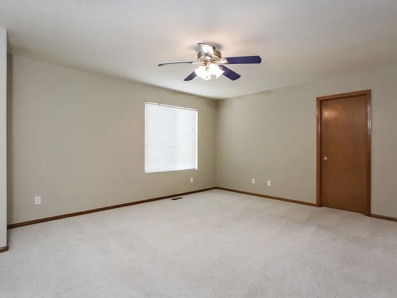 5th image of 1140 Bluebird St