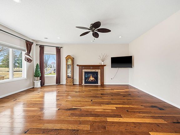 4th image of 1320 Heritage Ave NW