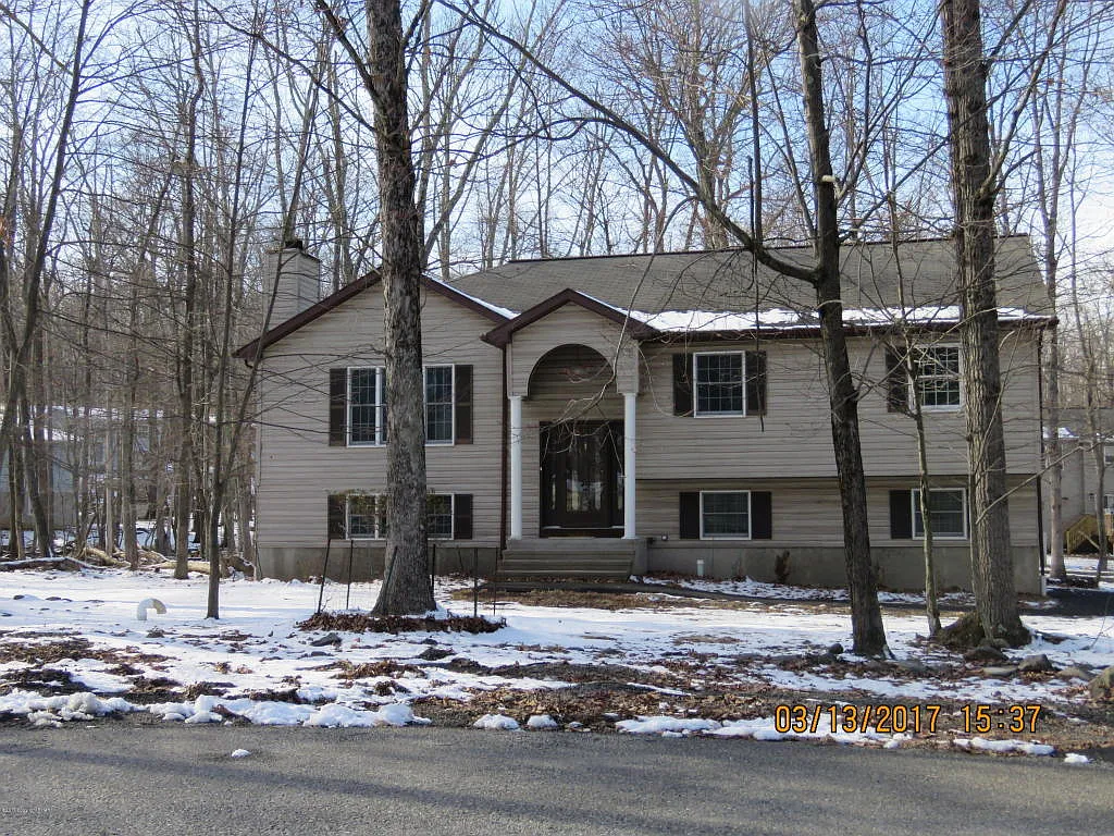 122 Glade Ter photo 1