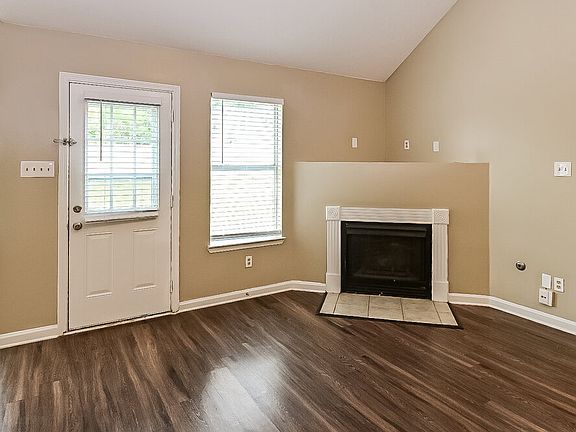 5th image of 6093 Wills Way Cir S