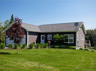 26 Weston Rd, Wakefield, NB E7K1A2