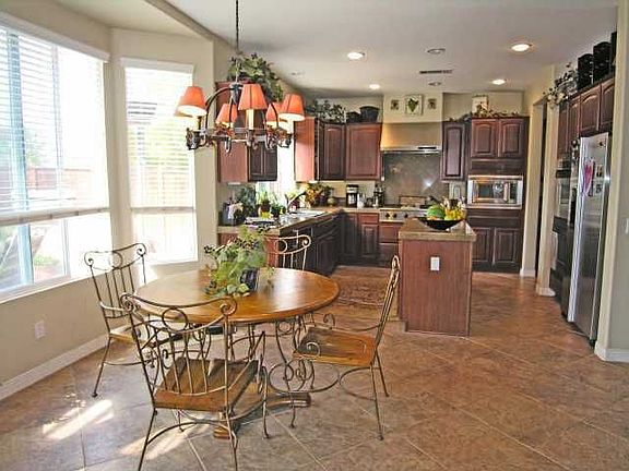 5th image of 1487 Sandbar Dr